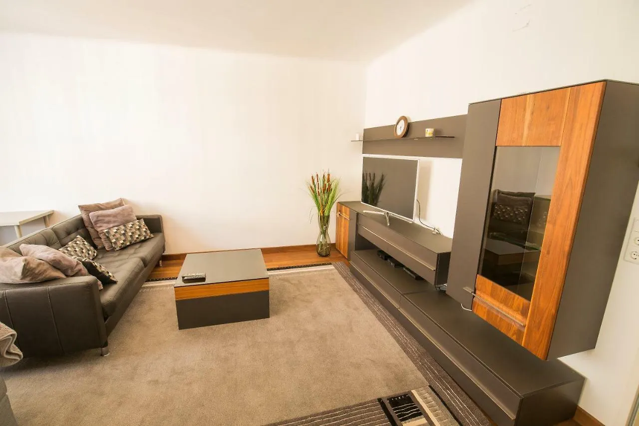 1010 Apartment By Nikolax Wien
