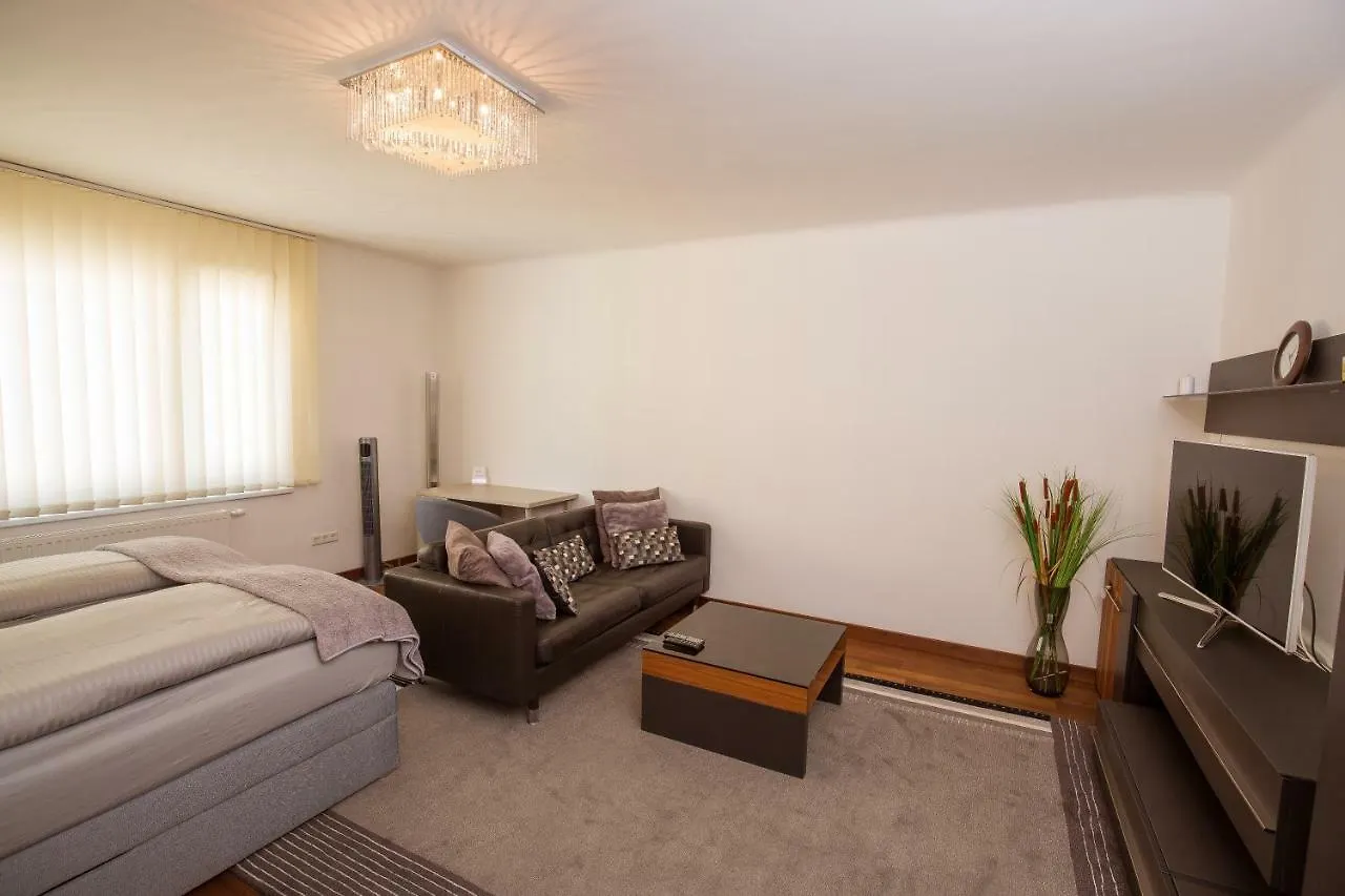 1010 Apartment By Nikolax Wien